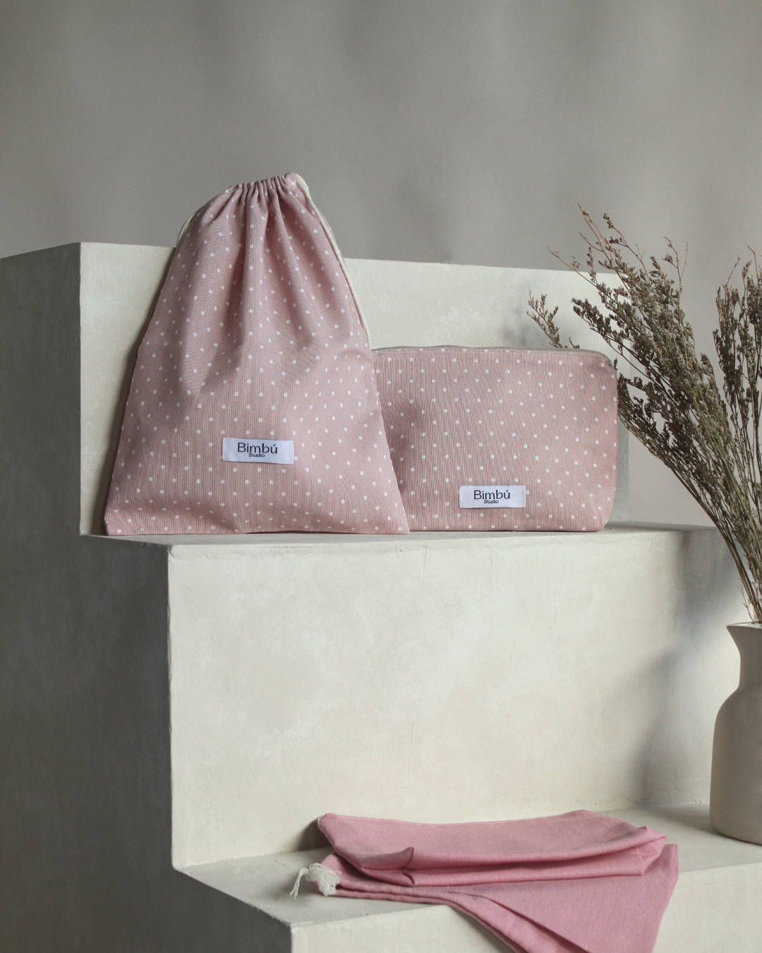 Neceser y Bolsa Maia
